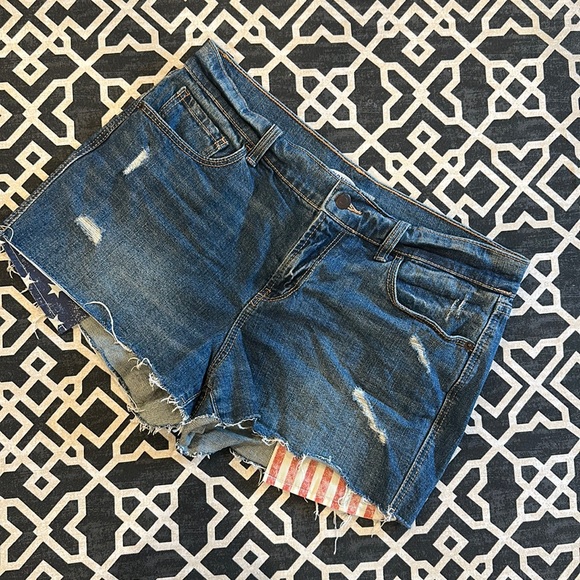 Old Navy stretch denim shorts- Stars & Stripes/July 4th - Picture 1 of 3